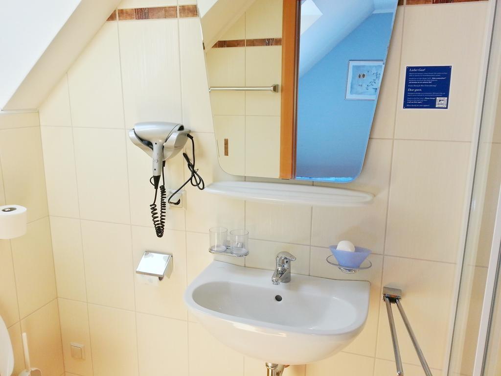 Gastehaus Zur Schonen Aussicht Bed & Breakfast Spitz an der Donau Room photo